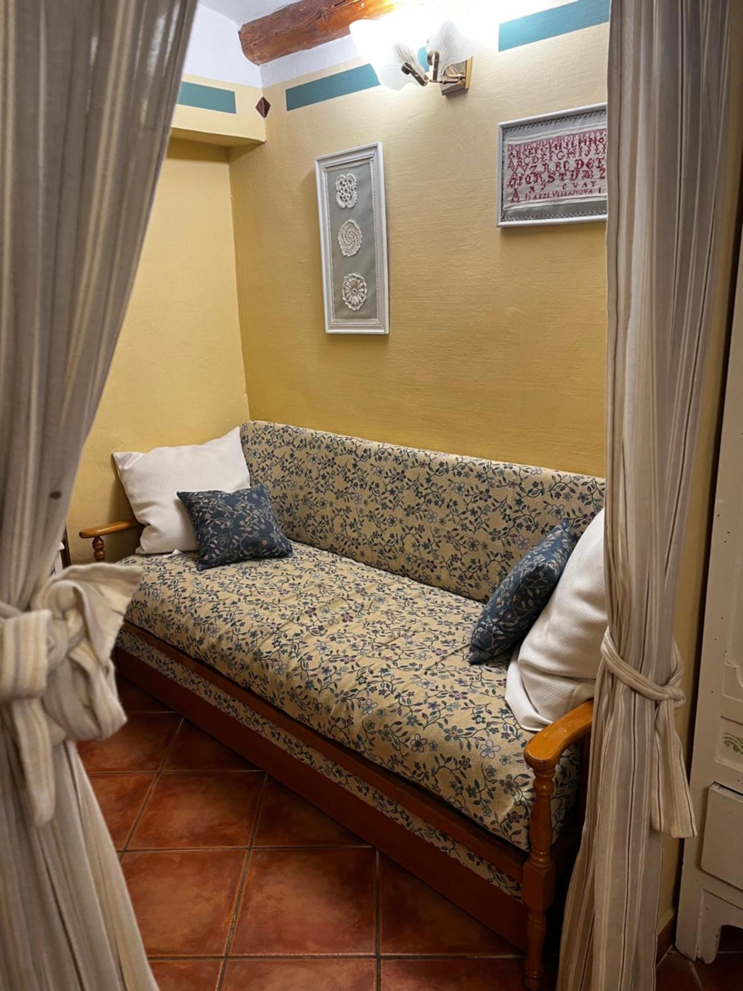 Hotel Casa De La Fuente Alcorisa Buitenkant foto