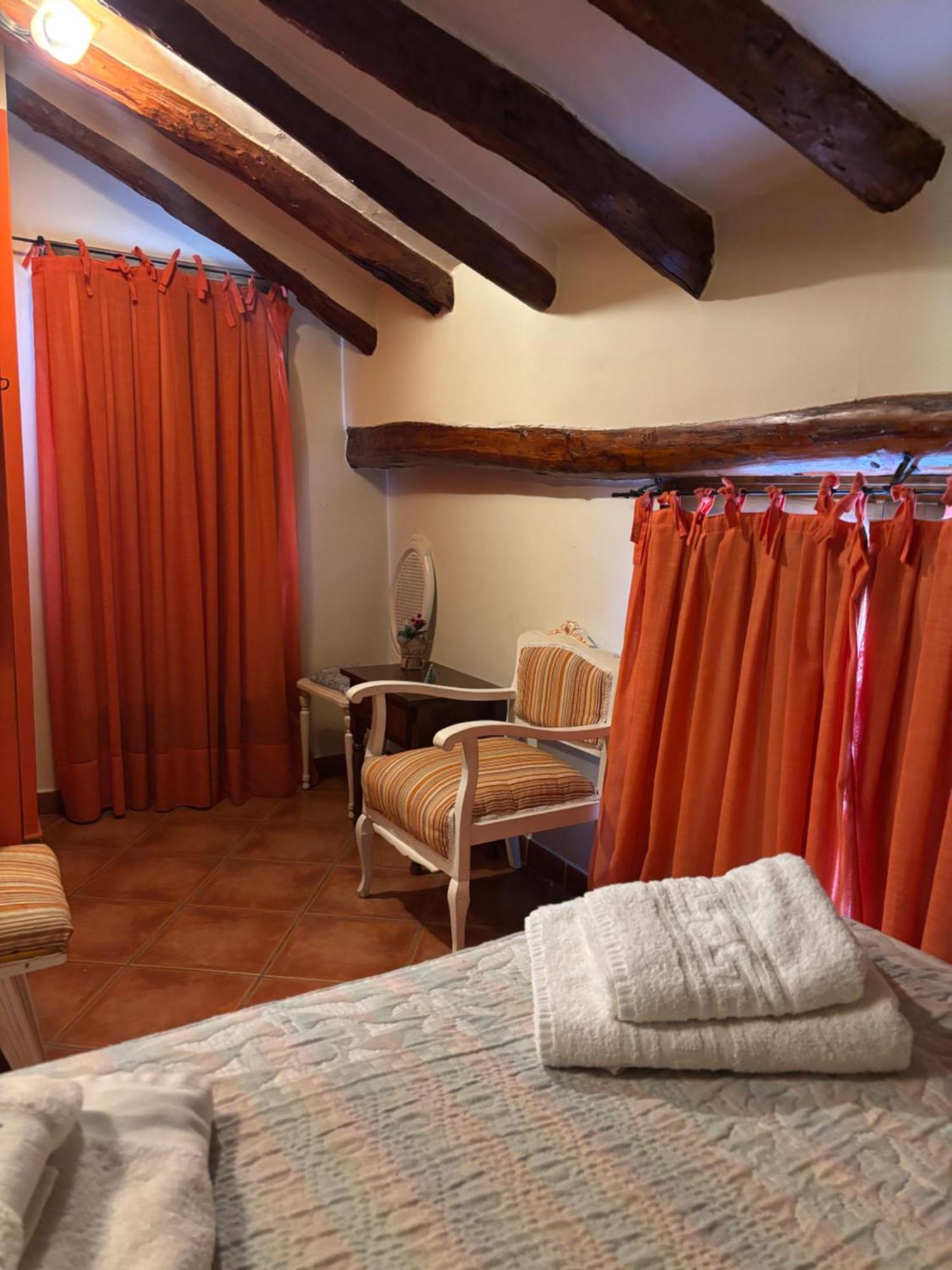Hotel Casa De La Fuente Alcorisa Buitenkant foto