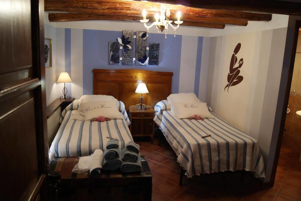 Hotel Casa De La Fuente Alcorisa Buitenkant foto